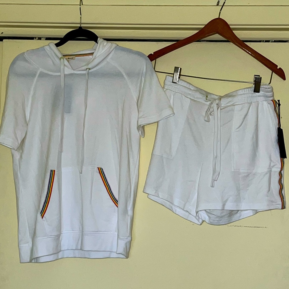 Jane and Delancey shirt/shorts set sz S